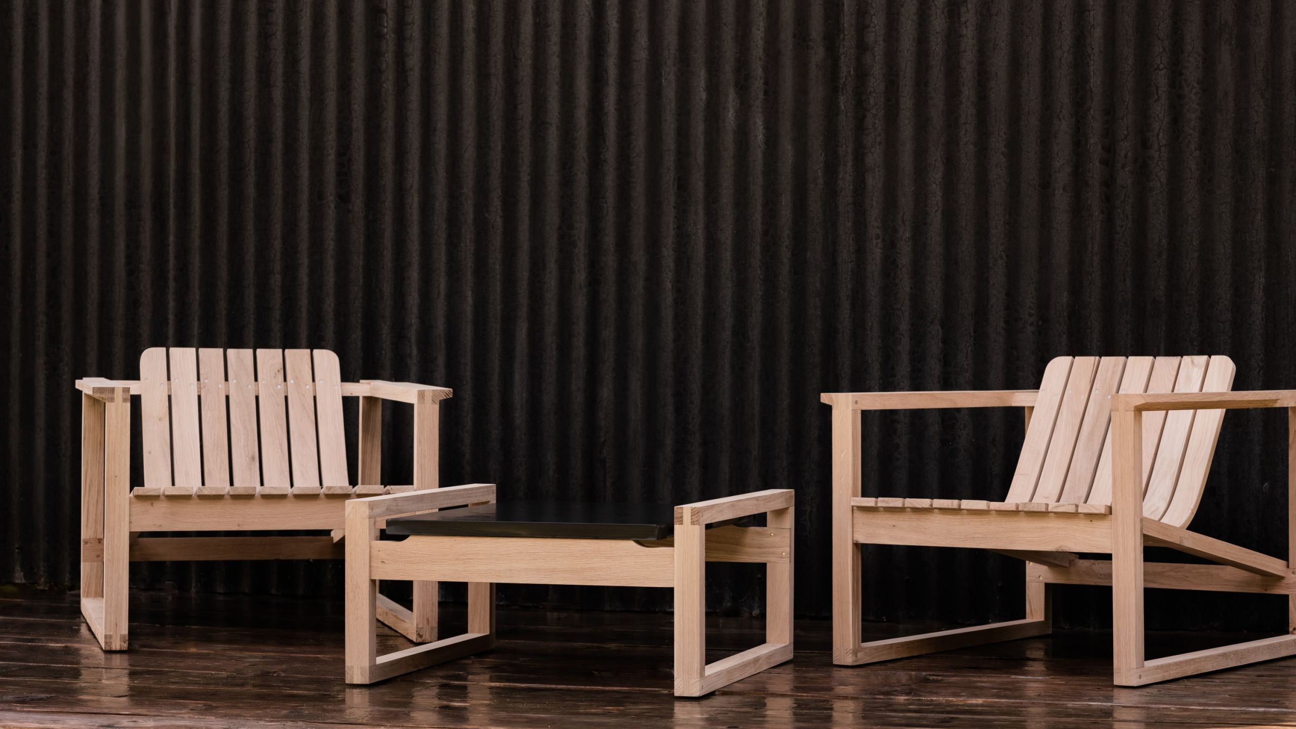 Huers chairs with Huers table Set of outdoor seats and table for luxury outdoor living