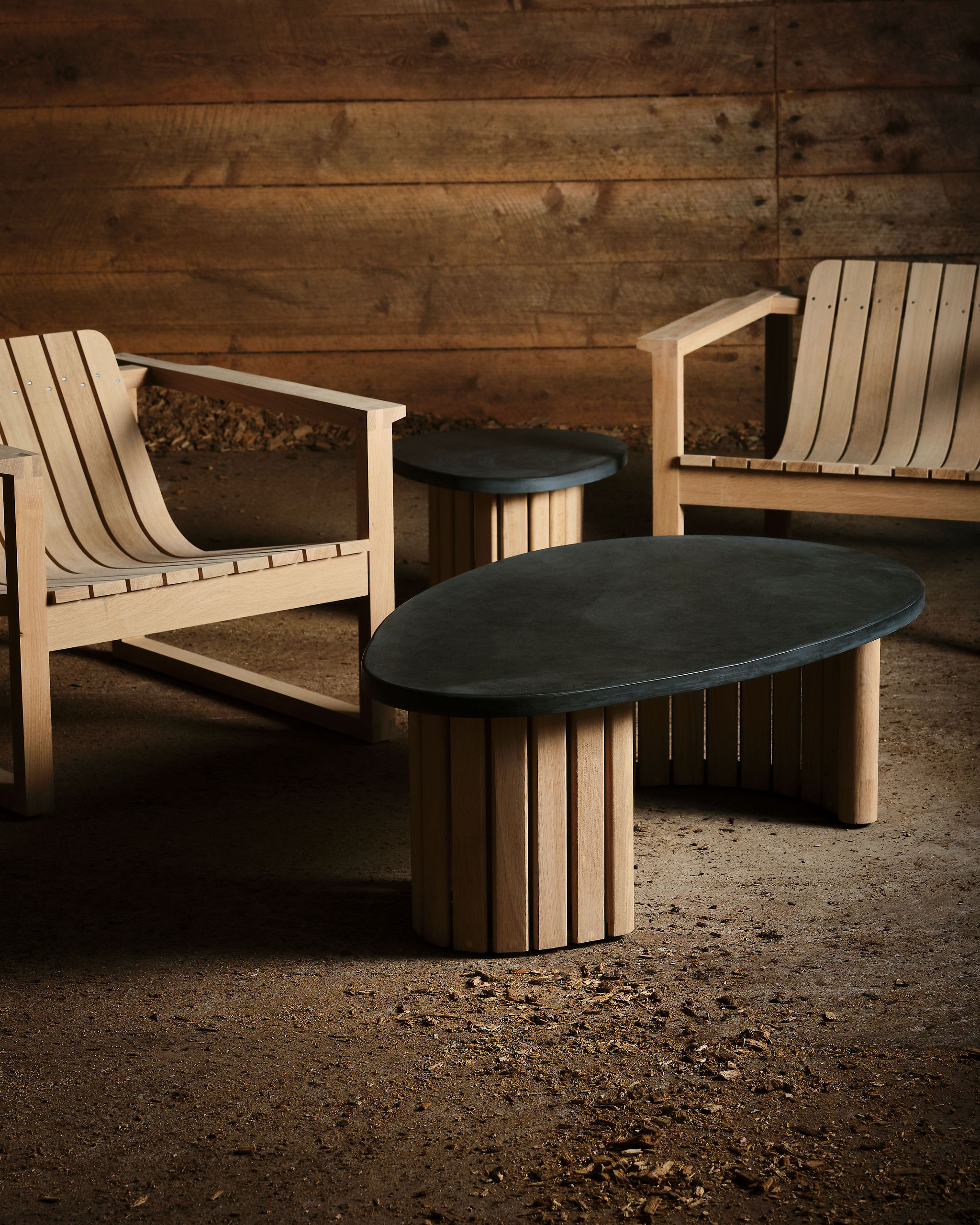 huers-chair-steam-bent-sustainable-oak-luxury-outdoor-living Steam bent Huers Chairs with nesting table