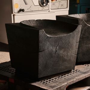 Charred Oak Cube Seat